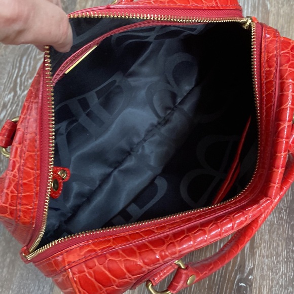 NWOT BANANA REPUBLIC Red Purse - Picture 6 of 8